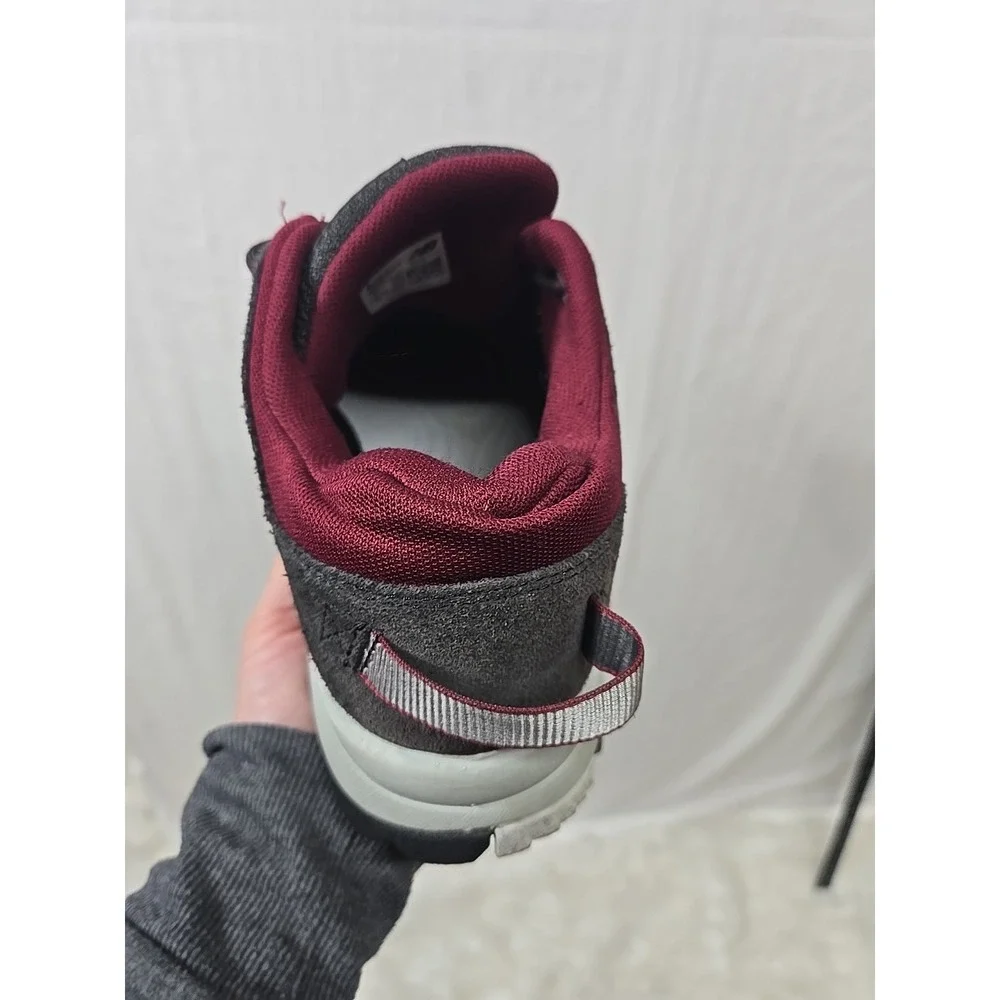 New Balance Women's‎ Size 10 Phantom Dark Gray Wine Running Sneakers WW669LK2